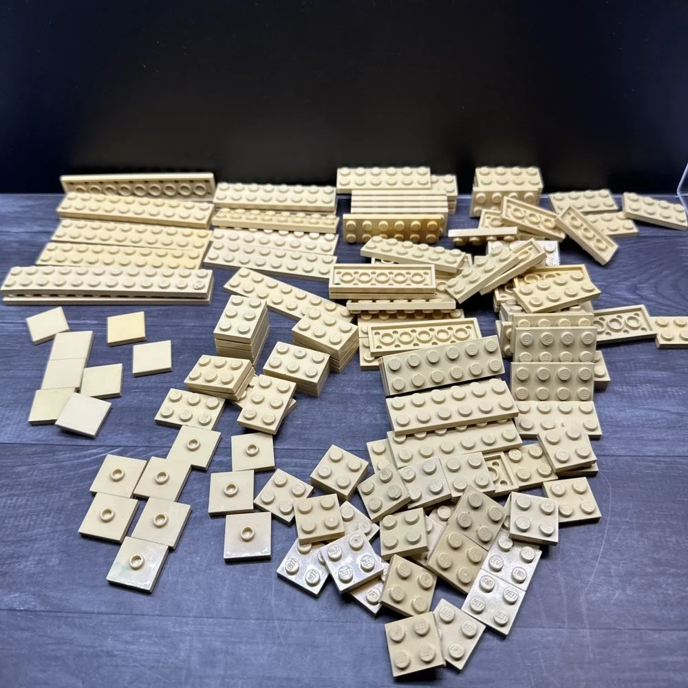 Lego Bulk Lot Of 134 Tan/ Beige Lego Plates Various Sizes